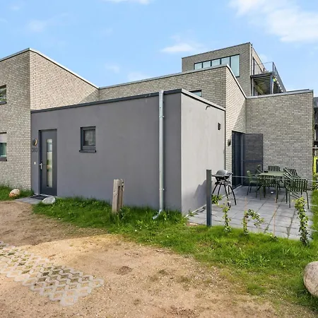 3 Bedroom Lovely In Lembruch-duemmer Holiday home